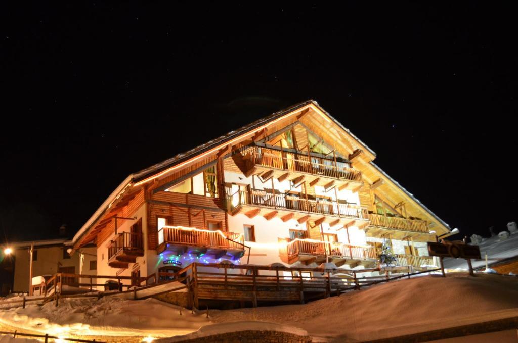 Residence Cianfuran Bardonecchia Buitenkant foto