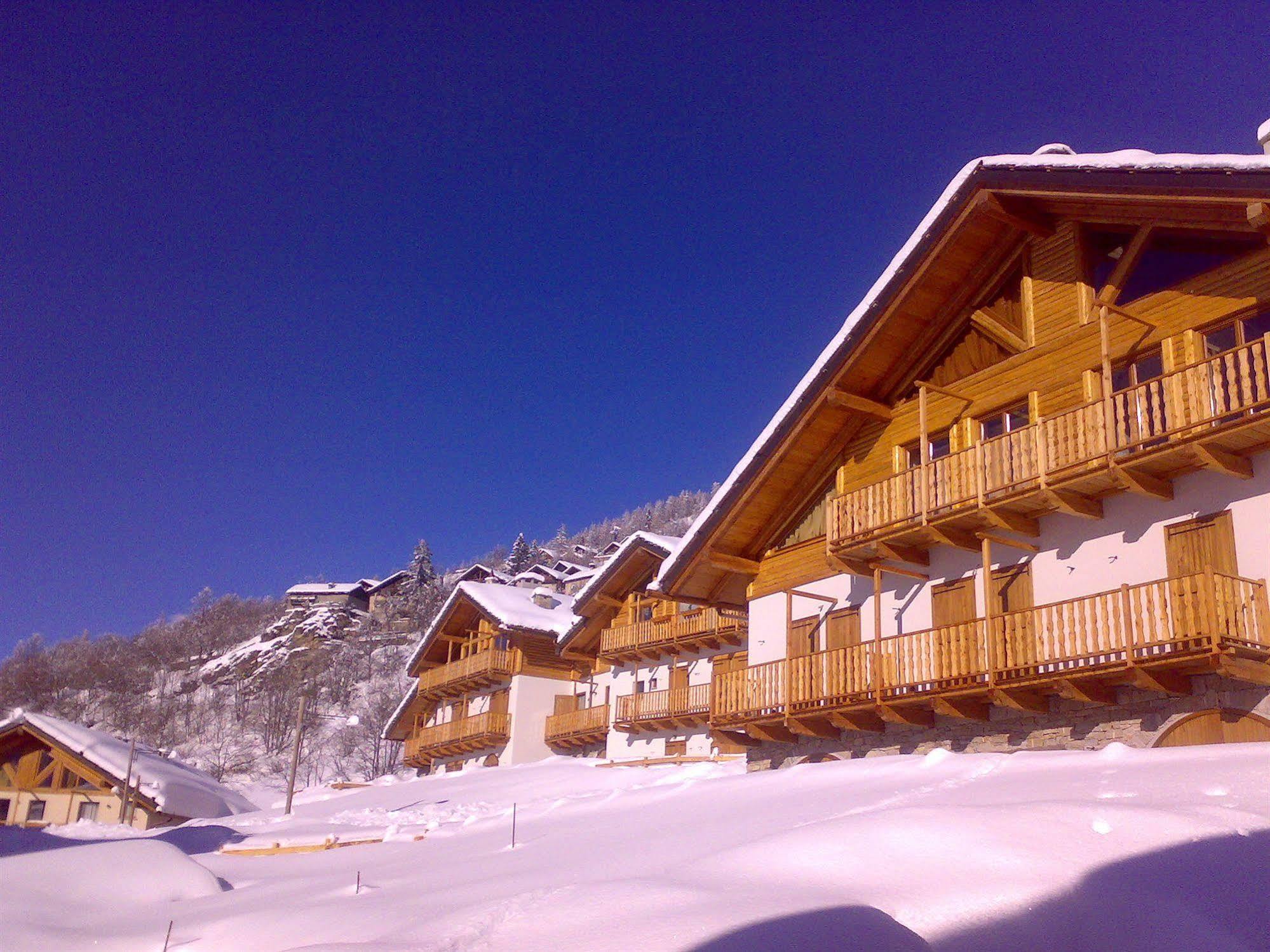 Residence Cianfuran Bardonecchia Buitenkant foto
